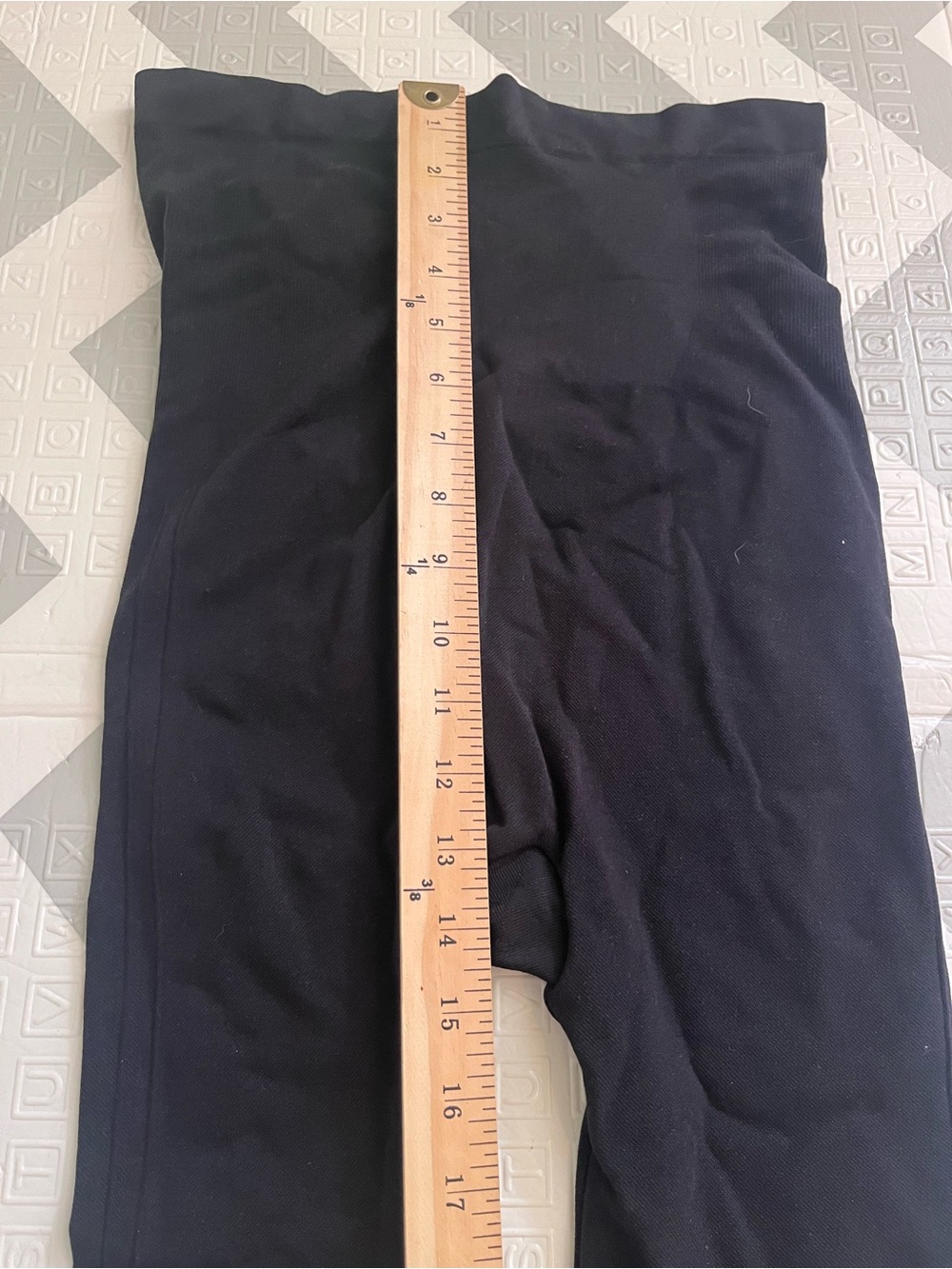 SPANX Black Full-Length High-Waist Leggingsw - Picture 5 of 8